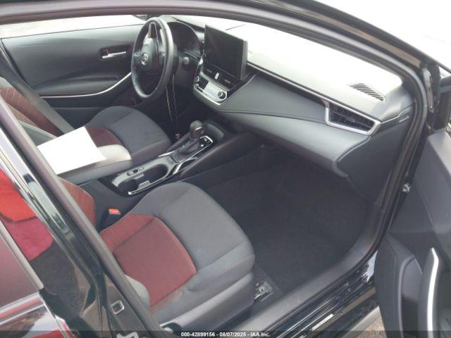 Toyota Corolla Se Image 12