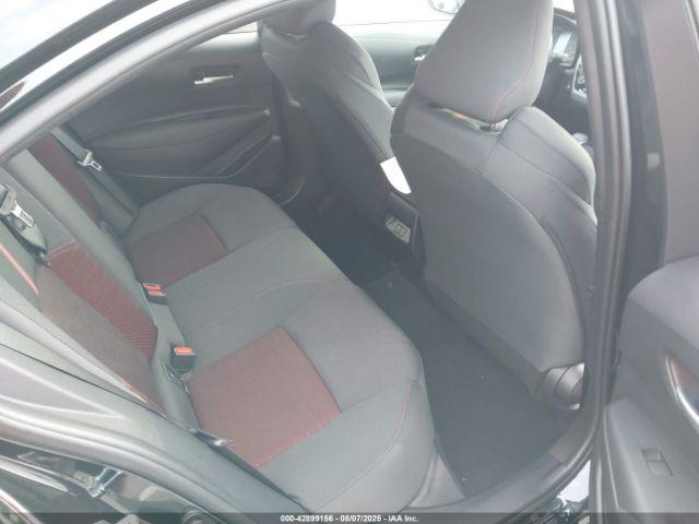 Toyota Corolla Se Image 6