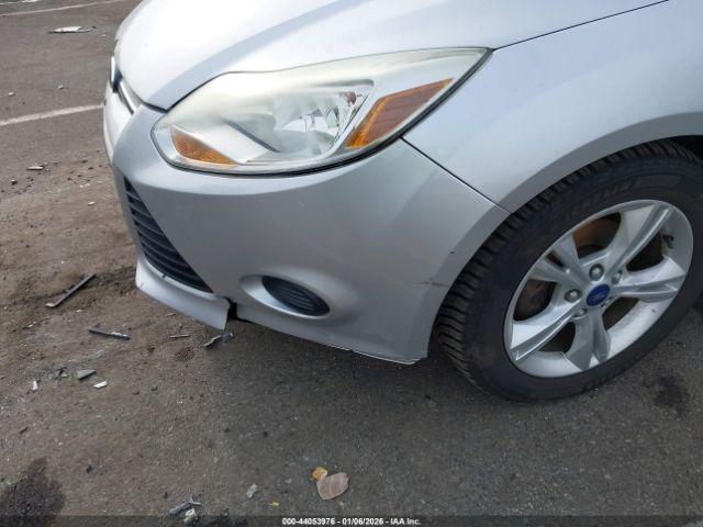 Ford Focus Se Image 10