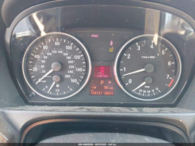 BMW 3 Series Image 11