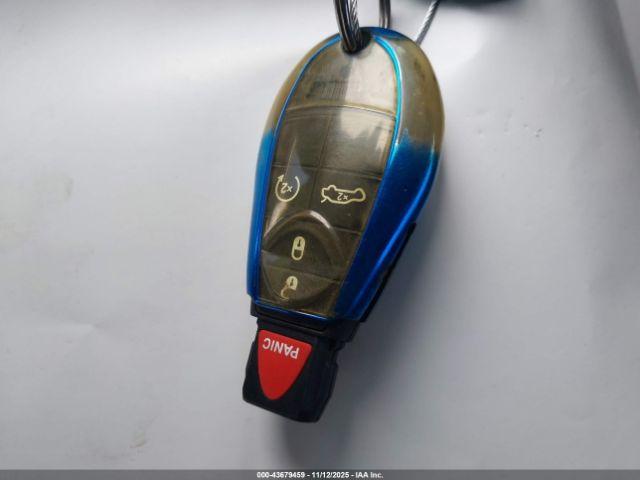 Chrysler 300c Image 13