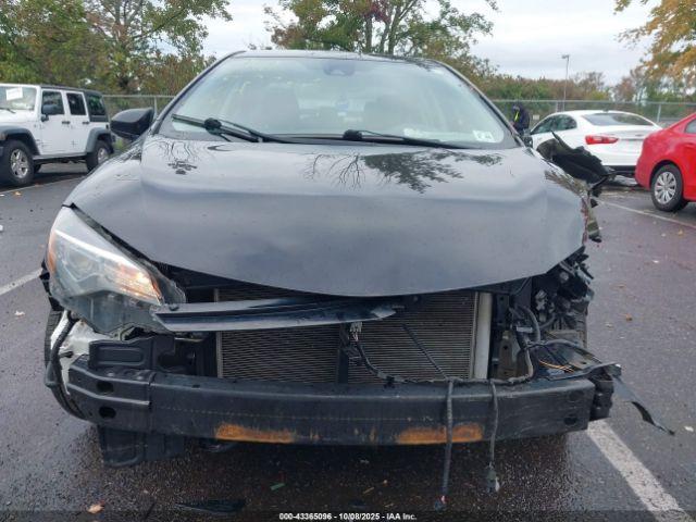 Toyota Corolla Le Image 16