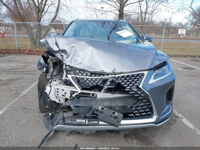Lexus RX Image 14