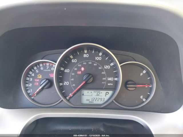 Toyota RAV4 Le Image 13