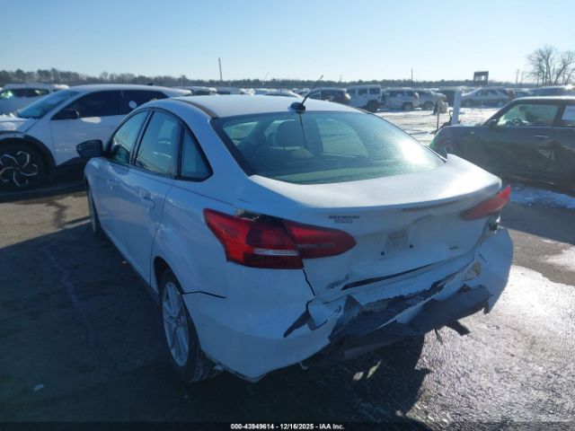 Ford Focus Se Image 9