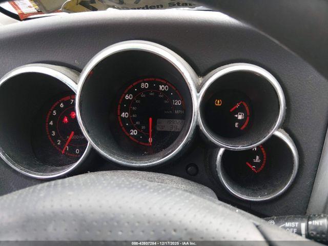 Pontiac Vibe Image 11