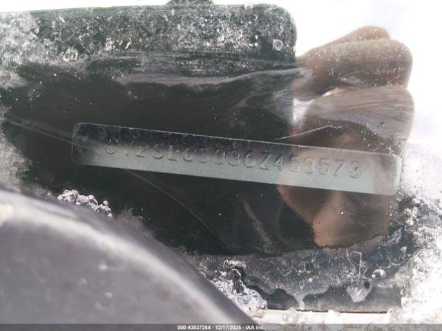 Pontiac Vibe Image 9