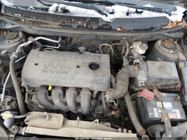 Pontiac Vibe Image 2