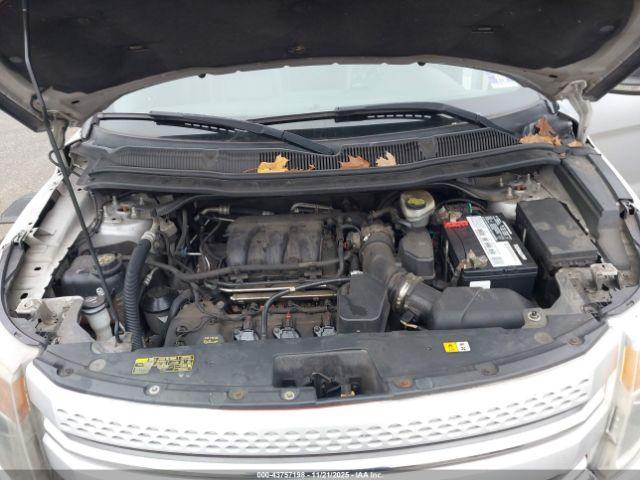 Ford Explorer Xlt Image 5