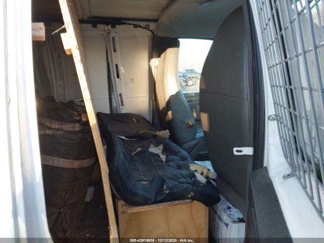 Chevrolet Express Work Van Image 7