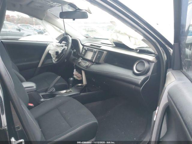 Toyota RAV4 Xle Image 15