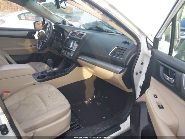 Subaru Outback 2.5i Premium Image 4