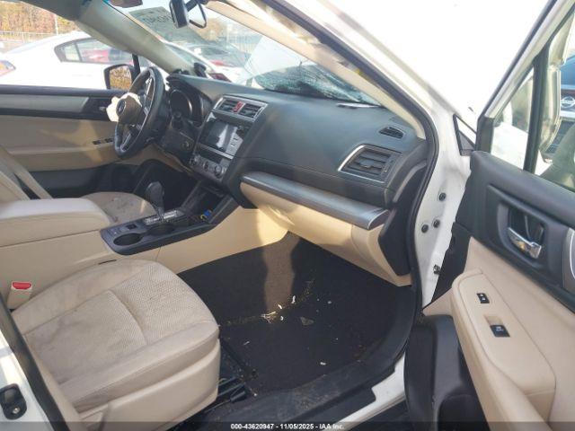 Subaru Outback 2.5i Premium Image 4