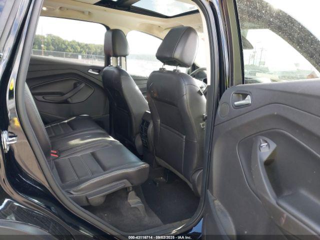 Ford Escape Titanium Image 15