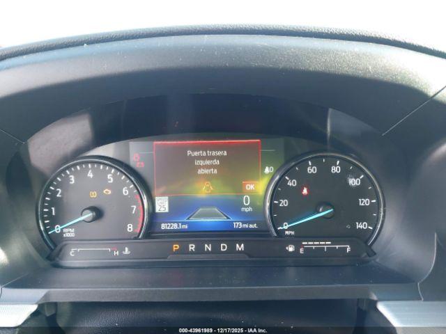 Ford Explorer Xlt Image 11