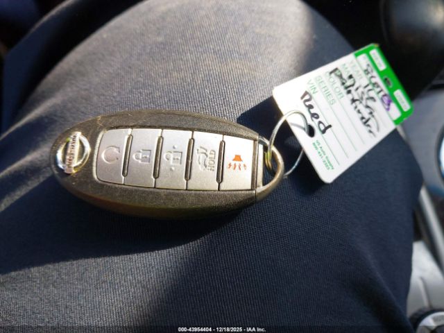 Nissan Pathfinder Sl Image 8