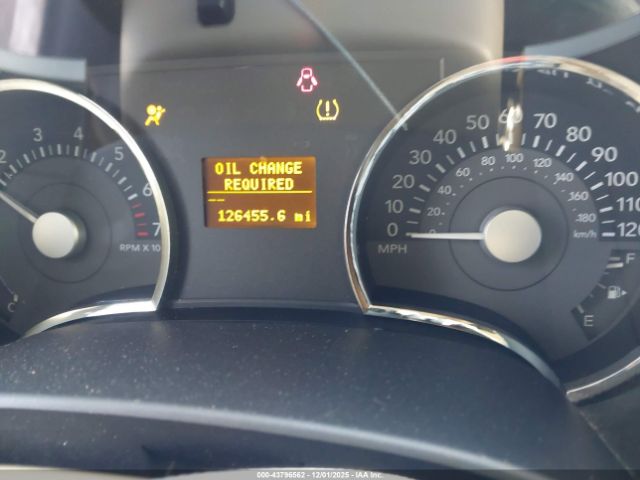 Mercury Mountaineer Image 2