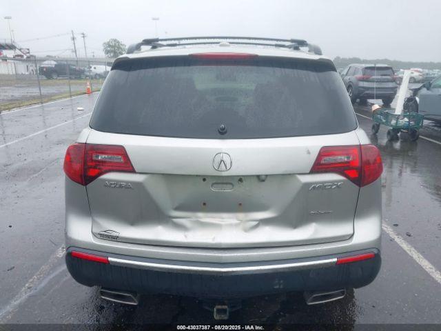 Acura MDX Image 13