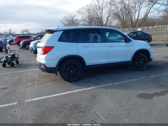 Honda Passport Awd Sport Image 5
