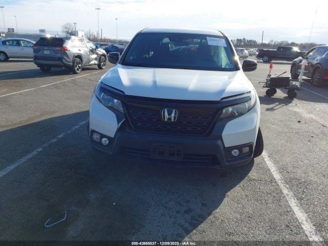 Honda Passport Awd Sport Image 13
