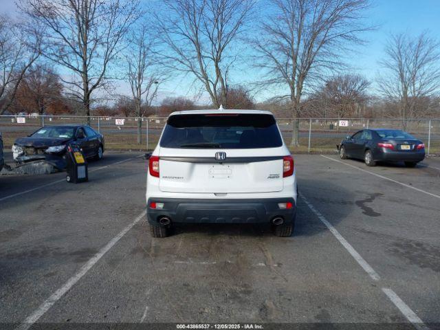 Honda Passport Awd Sport Image 14