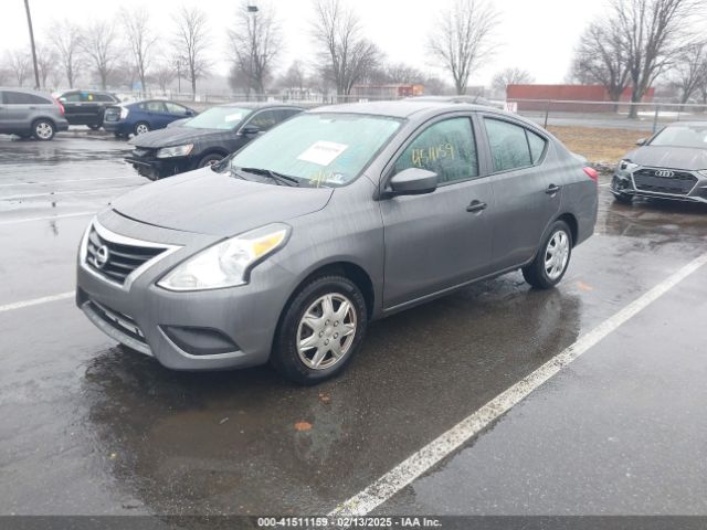 Nissan Versa 1.6 S Image 9