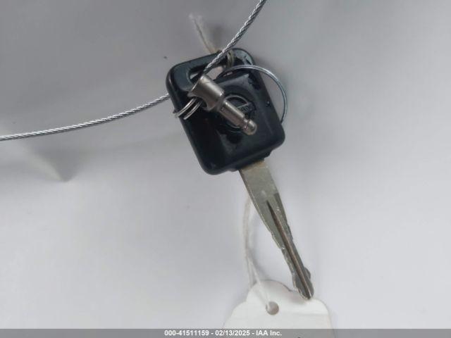 Nissan Versa 1.6 S Image 5