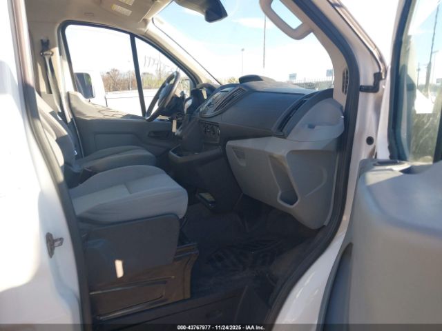 Ford Transit Image 9