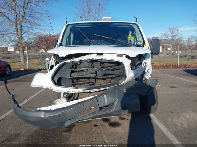 Ford Transit Image 14