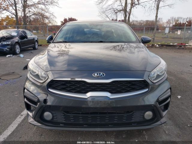 Kia Forte Lxs Image 9