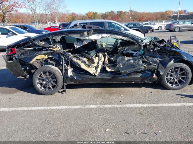 Tesla Model 3 Standard Range Plus Rear-wheel Drive Image 6