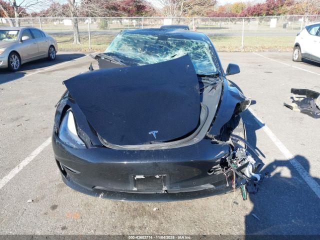 Tesla Model 3 Standard Range Plus Rear-wheel Drive Image 14