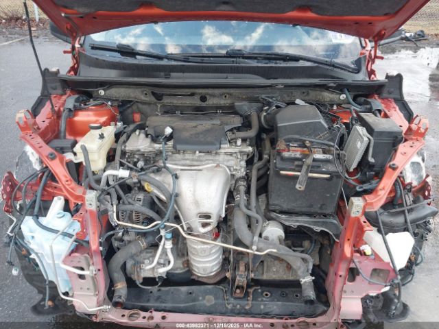 Toyota RAV4 Le Image 12