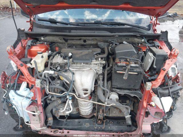 Toyota RAV4 Le Image 12