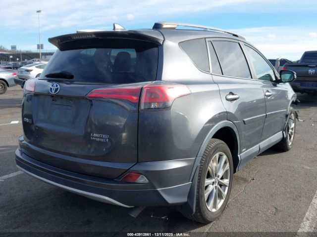 Toyota RAV4 Limited Image 4