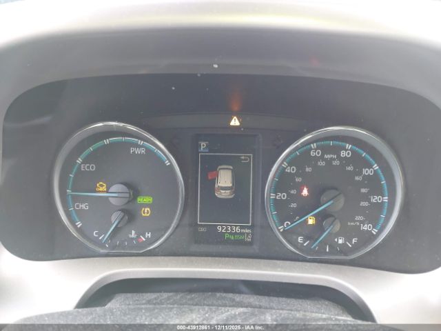 Toyota RAV4 Limited Image 6