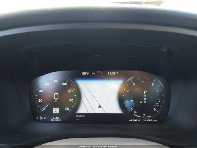 Volvo S60 T6 Momentum Image 4