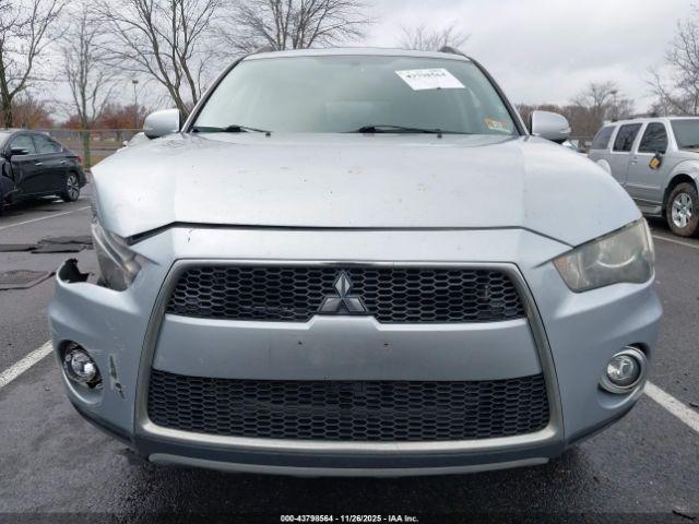 Mitsubishi Outlander Se Image 6