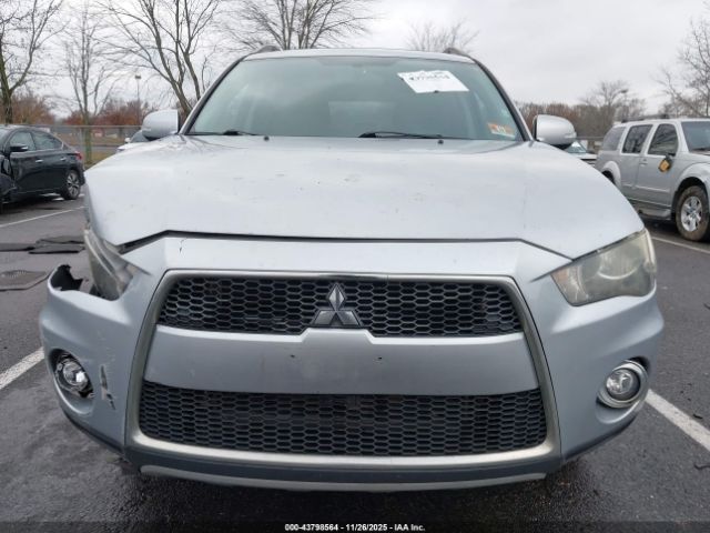Mitsubishi Outlander Se Image 14