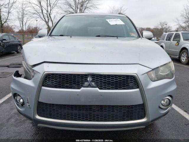 Mitsubishi Outlander Se Image 14