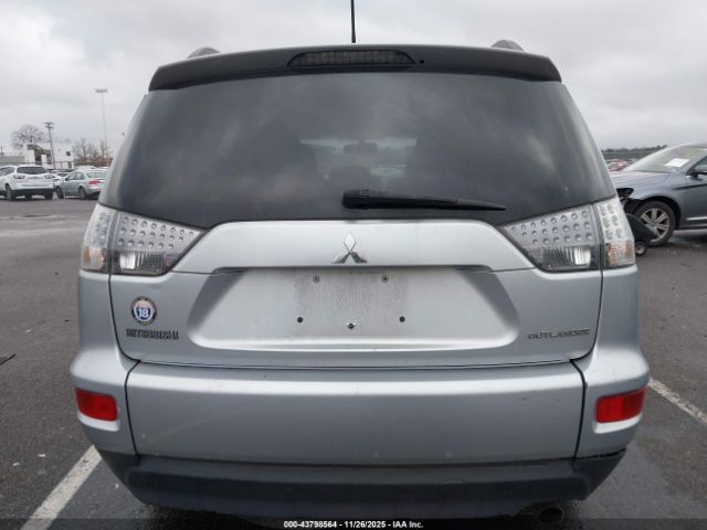 Mitsubishi Outlander Se Image 16