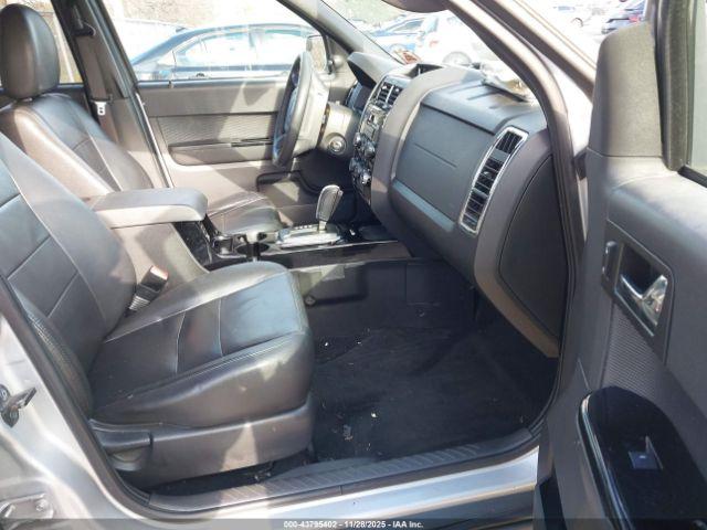 Ford Escape Limited Image 2