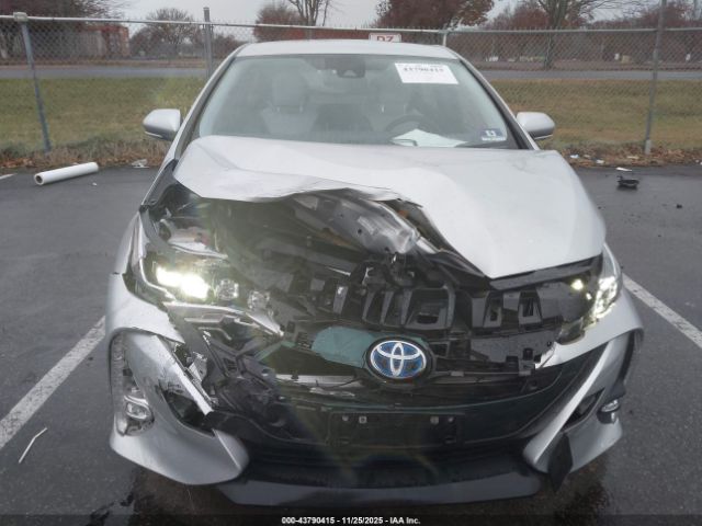 Toyota Prius Prime Advanced Image 4