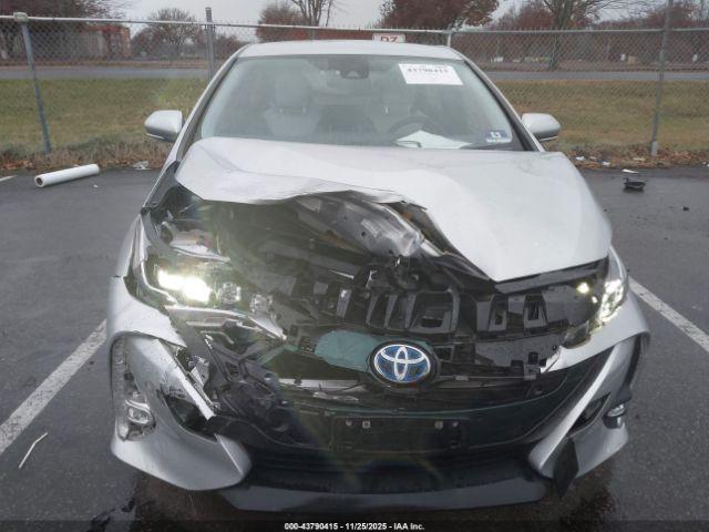 Toyota Prius Prime Advanced Image 4