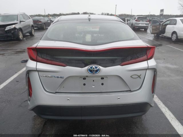 Toyota Prius Prime Advanced Image 14