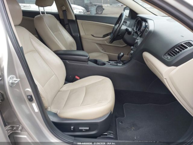 Kia Optima Ex Image 8