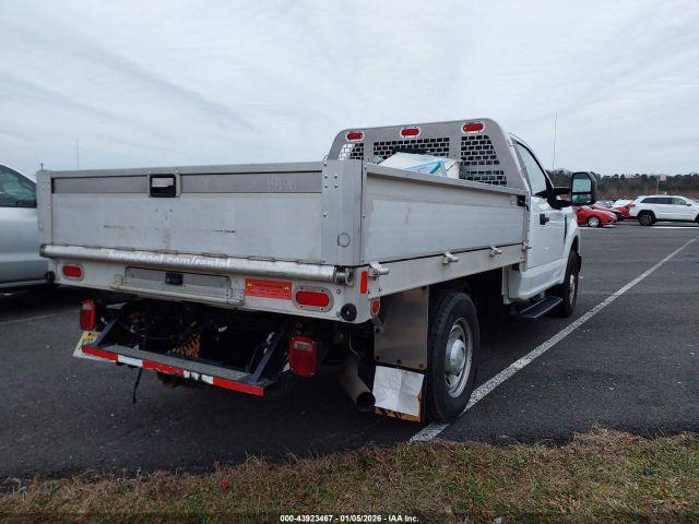 Ford F-250 Xl Image 7