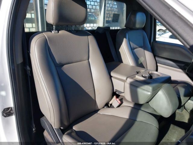 Ford F-250 Xl Image 6