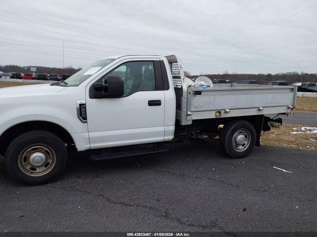 Ford F-250 Xl Image 16