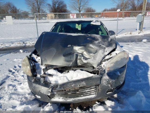 Chevrolet Impala Lt Image 13